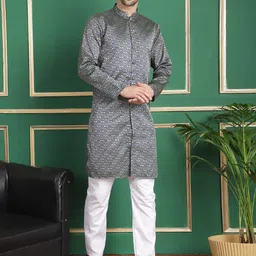 Anouk Mandarin Collar Regular Kurta With Pyjamas-picture-10