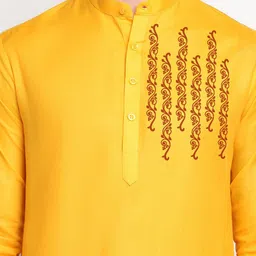 DEVOILER Ethnic Motifs Printed Mandarin Collar Straight Kurta With Pyjamas image 4