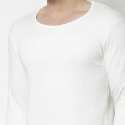 Kalt Men White Solid Thermal Set image 4