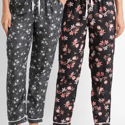 FashionRack Pack of 2 Women Grey & Black Printed Lounge Pants-image-63