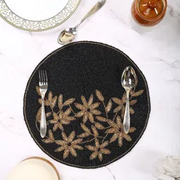 YWULY Black & Cream Colored 2 Pieces Floral Printed Beaded Table Placemats image 2