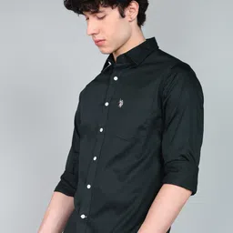 u.s. polo assn. Men Tailored Fit Checkered Cut Away Collar Casual Shirt image 3