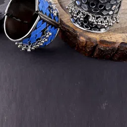 Krelin Women Pack of 2 Blue & Black Sterling Silver Silver-Plated Cuff Bracelet-picture-28