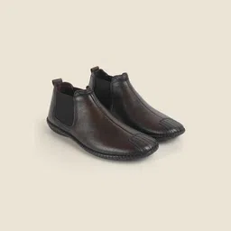mochi Boots For Men image 1
