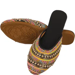 amazing traders Women Flats Sandal image 4