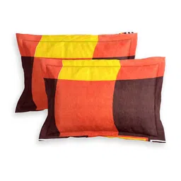 romee Orange Geometric 144 TC Microfiber Double Sized Bedsheet With 2 Pillow Covers image 3