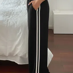 dockstreet Women Solid White Track Pants image 2