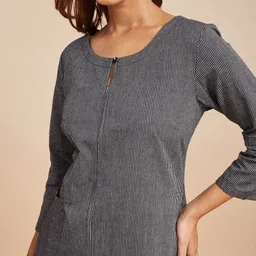 fabindia Women Striped Pure Cotton Straight Kurta image 5