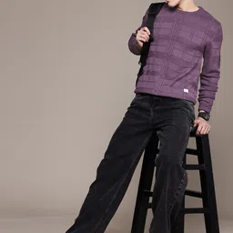 roadster Men Checkered Round Neck Purple Sweater image 5