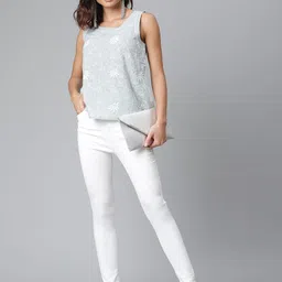 akheri Grey & White Chikankari Embroidered Regular Top image 4