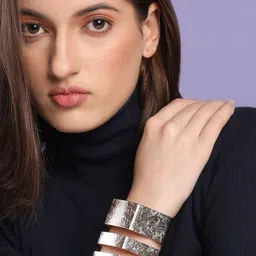 DressBerry Gold-Toned Gold-Plated Cuff Bracelet image 5