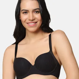 Triumph Lightly Padded Medium Coverage Underwired T-shirt Bra With All Day Comfort image 1