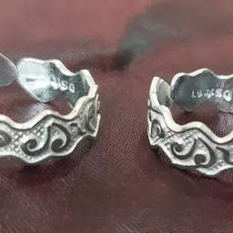 shree shobha collection Flower Toe ring Silver Toe Ring Set image 3