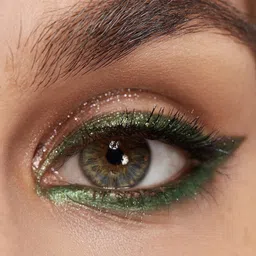 daryue Gel Kajal Cake & Eyeliner 2in1 With Dual Side Applicator image 3