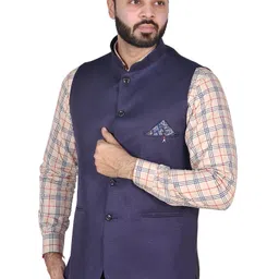 oora Solid Men Waistcoat image 4