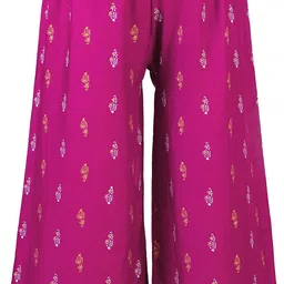 4k fashion Women Pyjama image 2