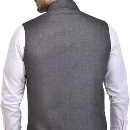 eliq Solid Men Waistcoat image 2