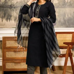 bilanza Women Cotton Blend Kurti Pant Dupatta Set-picture-23