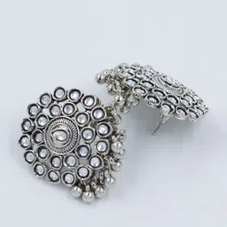 PRIVIU Silver-Plated Classic Studs Earrings image 4