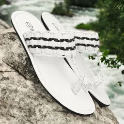 bekon Men Flats Sandal image 2