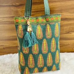 craftwell Women Green Messenger Bag-picture-18
