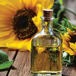 Cuccio Hydrating Dry Body Oil with Milk & Honey - 100 ml image 2