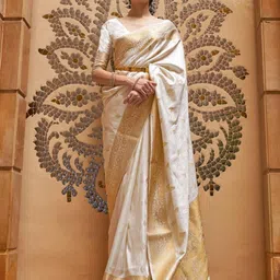 houseofcommon Woven Kasavu Cotton Silk Saree-picture-25