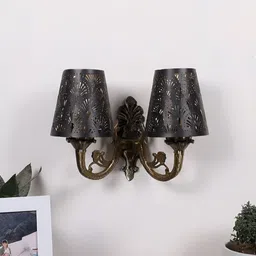 Aura Gold-Toned & Black Textured Metal Traditional Frustum Shaped Wall Lamp-picture-27