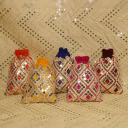 dulhan enterprises Women Multicolor Potli-picture-33