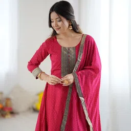 vastrahaar Women Solid Georgette Ethnic Dress With Attached Dupatta image 4