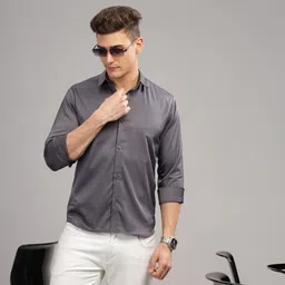 bs blue squad Men Slim Fit Solid Spread Collar Casual Shirt-picture-13