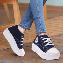Feet Runner Canvas Shoes For Women High Tops For Women-image-15
