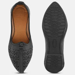 rajeraj Men's Ethnic Jutti for Festive & Traditional Wear Jutis For Men image 2