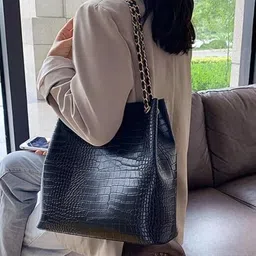 clovia fashion Women Black Shoulder Bag image 5