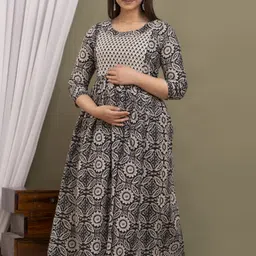 fashion4word Women Printed Pure Cotton Anarkali Kurta image 3