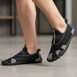 t-rock Foldable Comfort Causal Sports Running Shoes for Men and Boys Sneakers For Men image 5