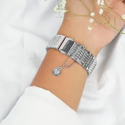 JOKER & WITCH Dainty Heart Rhinestone Silver-Toned Watch Charm image 4