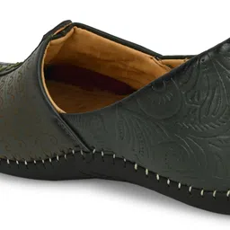 Vellinto SUTRA Cool Rjasthani Ethnic Juttis For Men ll Party Wear Mojaris Party Wear For Men image 5