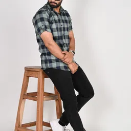 tanip Men Regular Fit Checkered Spread Collar Casual Shirt image 3