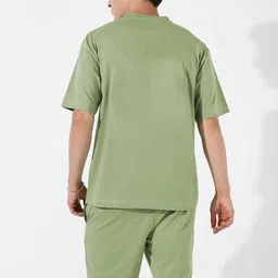 zirpix Men Top & Shorts Set Green Solid, Printed image 2