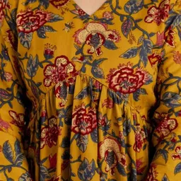 karwasara comfortwear Casual Regular Sleeves Printed Women Yellow Top image 4