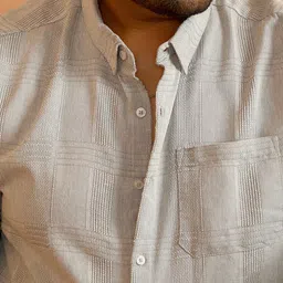 Instafab Plus Men Plus Size Comfort Fit Textured Button-Down Collar Cotton Casual Shirt image 3