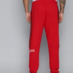 HRX by Hrithik Roshan Men Red Pure Cotton Printed Regular Fit Joggers image 2