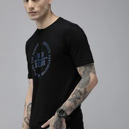 Roadster Men Black & Blue Brand Logo Printed Pure Cotton T-shirt image 3