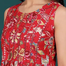 Varanga Women Floral Printed Regular Thread Work Pure Cotton Kurta with Sharara image 4