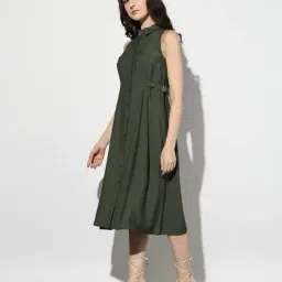 outryt by azorte Sleeveless Shirt Dress with Insert Pockets image 2