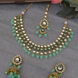 Crunchy Fashion Gold Plated & Kundan Studded Necklace & Earrings With Maang Tika-image-30