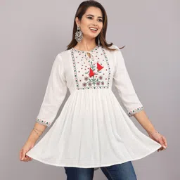 nagma Casual Regular Sleeves Floral Print Women White Top With Attached Dupatta-picture-17