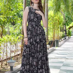 houseofcommon Geometric Print Georgette Stitched Flared/A-line Gown-picture-26