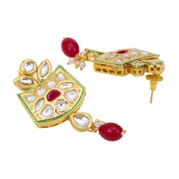 Sukkhi Gold-Plated Red & White Kundan-Studded & Beaded Jewellery Set image 5
